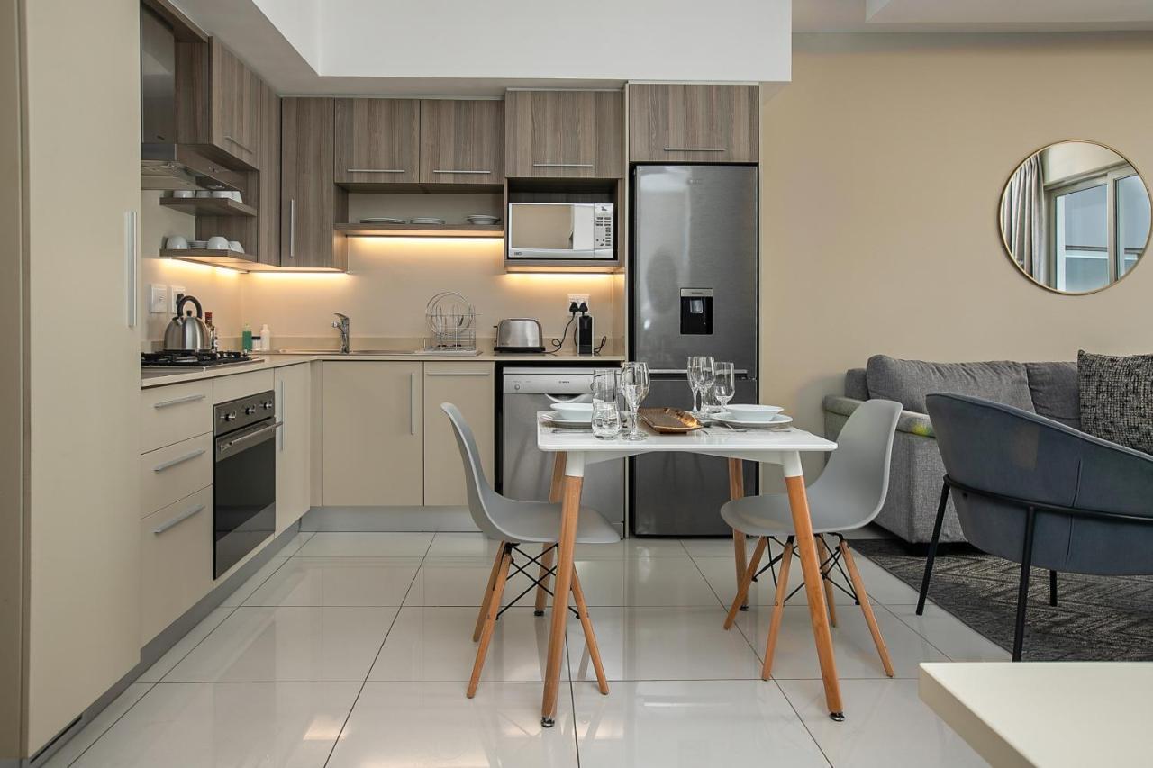 The Serviced Collection At The Tyrwhitt Rosebank Apartamento Joanesburgo
